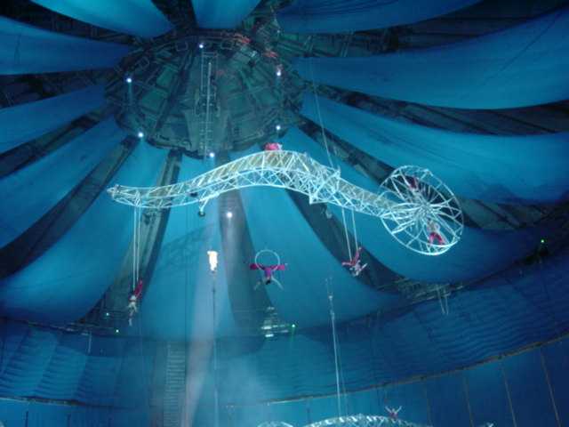 00045 Magnificent Man on the flying trapeese.JPG